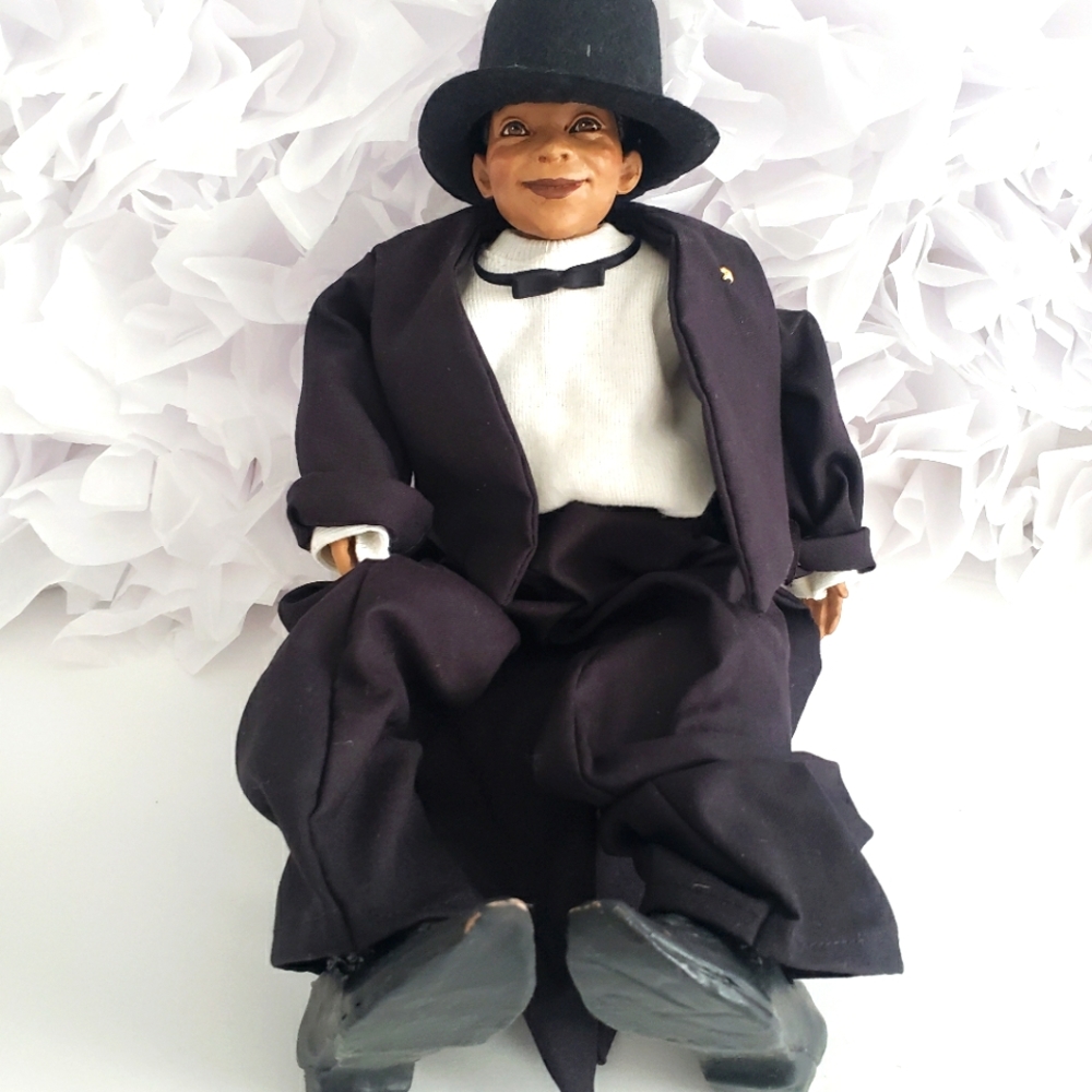Daddy Long Legs "Jeffy" Groom